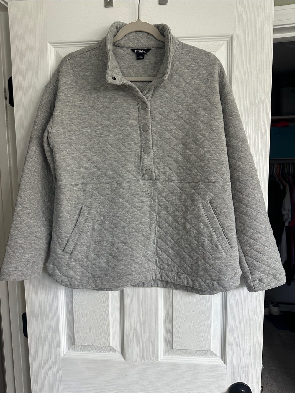Eddie Bauer Light Gray Quilted Snap Pullover